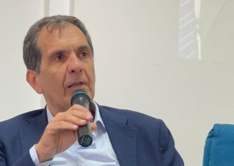 Sicilia, allerta Ciclone. Il sindaco di Catania: “Speriamo che la situazione meteo migliori”