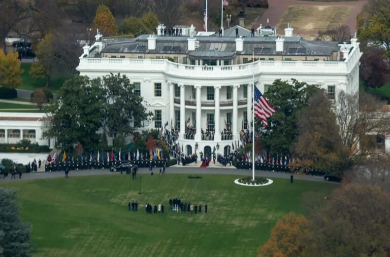 Sparatoria vicino alla Casa Bianca, colpito un membro della Guardia Nazionale. Fermato un sospettato