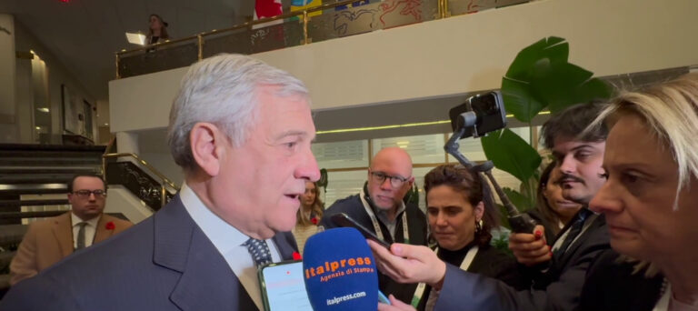 Tajani: “Ucraina deve potersi difendere”
