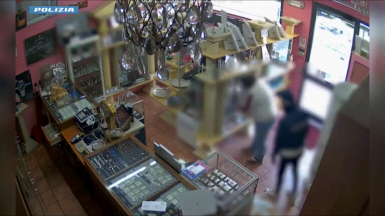 In manette al Nord un rapinatore seriale