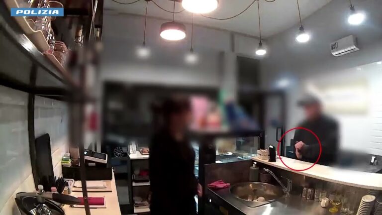 Rapinatore seriale in manette: le immagini