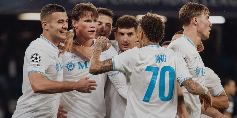 Il Napoli si rilancia anche in Champions, 2-0 al Qarabag