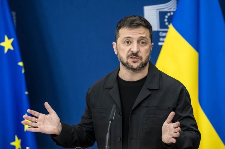 Ucraina, Zelensky riceve il piano Usa: “Pronti a lavorare, ma la pace sia dignitosa”
