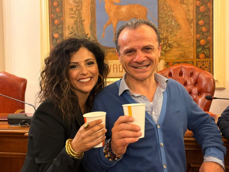 La presidente della Fondazione Taormina: “Accusare De Luca di sessismo è ridicolo. E’ mio amico e protettore” La presidente della Fondazione Taormina: “Accusare De Luca di sessismo è ridicolo. E’ mio amico e protettore”