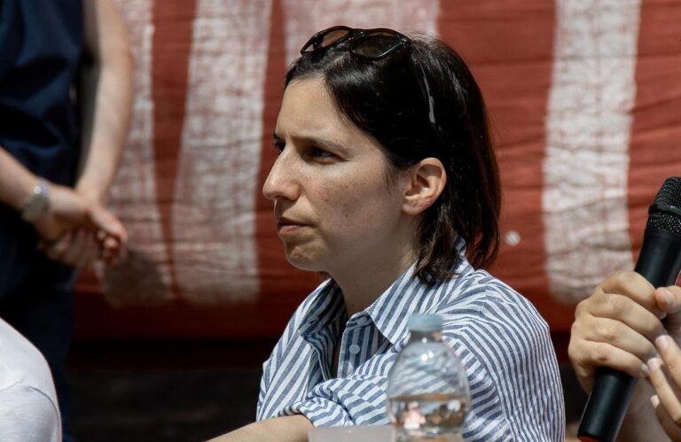 Schlein: “Le famiglie povere pagano il 10% in più per curarsi. Meloni smentita dai fatti”