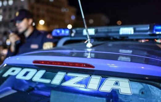 Gruppi di ragazzini rapinano dei coetanei, 9 giovanissimi fermati a Milano