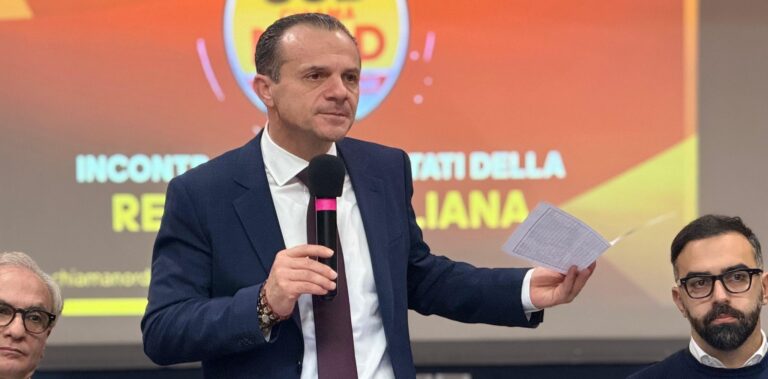 De Luca sfida Roma e i partiti ma lo spartiacque è fidarsi o no di lui