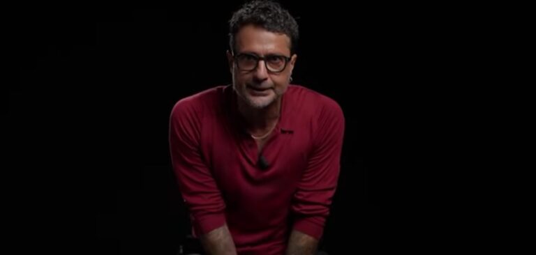 Accolto il ricorso di Signorini, stop alla nuova puntata di “Falsissimo” di Fabrizio Corona Accolto il ricorso di Signorini, stop alla nuova puntata di “Falsissimo” di Fabrizio Corona