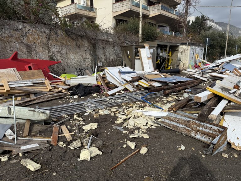 Ciclone a Taormina, parte la raccolta fondi per Mazzeo: “Un aiuto ai commercianti”