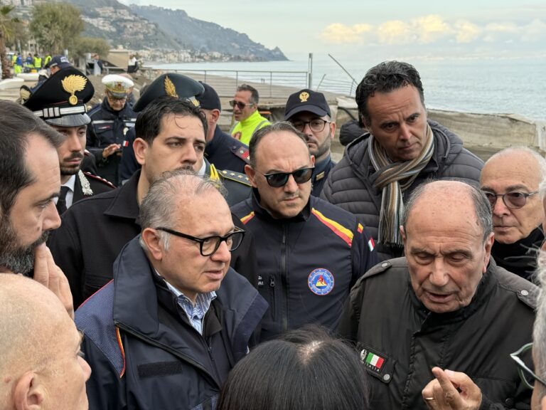 Ciclone Harry, Schifani a Taormina: “La Regione al fianco di cittadini e operatori colpiti dal disastro”. Cocina: “Priorità al ripristino delle infrastrutture”