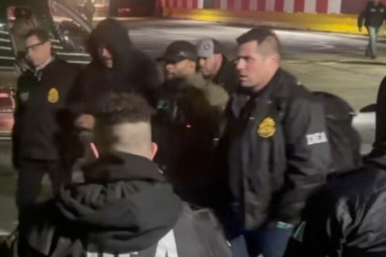 Maduro trasferito nel carcere di Brooklyn. Tajani: “Lavoriamo per liberare gli italiani detenuti in Venezuela”