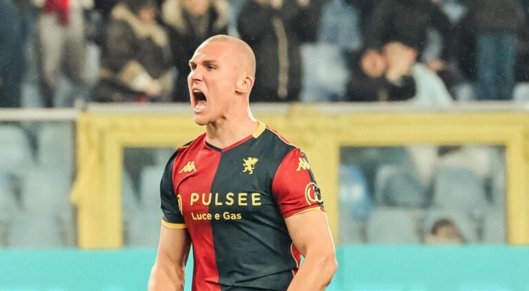 Il Genoa cala il tris e torna a vincere, Cagliari sconfitto 3-0