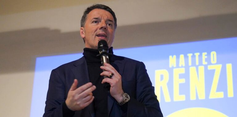 Renzi: “Governo Meloni spreca miliardi e se ne frega della Sicilia”