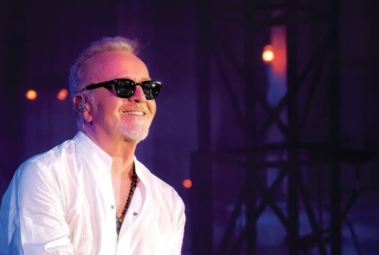 Al via da Eboli il tour di Umberto Tozzi, “L’ultima notte rosa the final show”