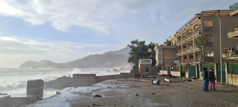 Ciclone Harry, Sicilia il giorno dopo l’apocalisse. Comincia la conta dei danni