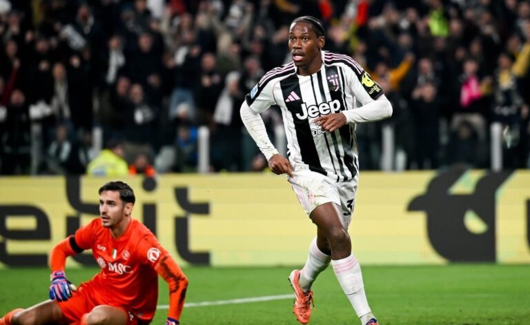 La Juve batte 3-0 un Napoli in emergenza