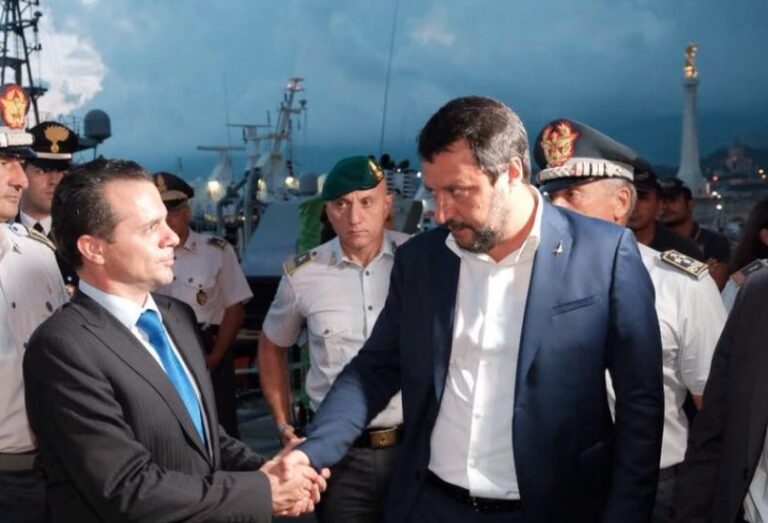 Salvini arriva in Sicilia, sceglie Furci e Letojanni e salta Taormina per lo scontro con De Luca