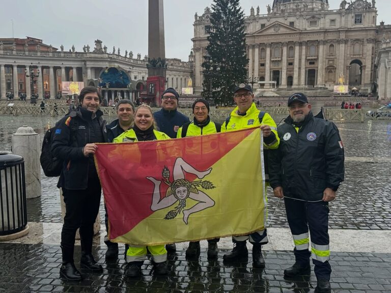 Il Papa abbraccia la Protezione Civile Siciliana. Presente anche Morena Moschitta (Letojanni): “Una grande emozione”