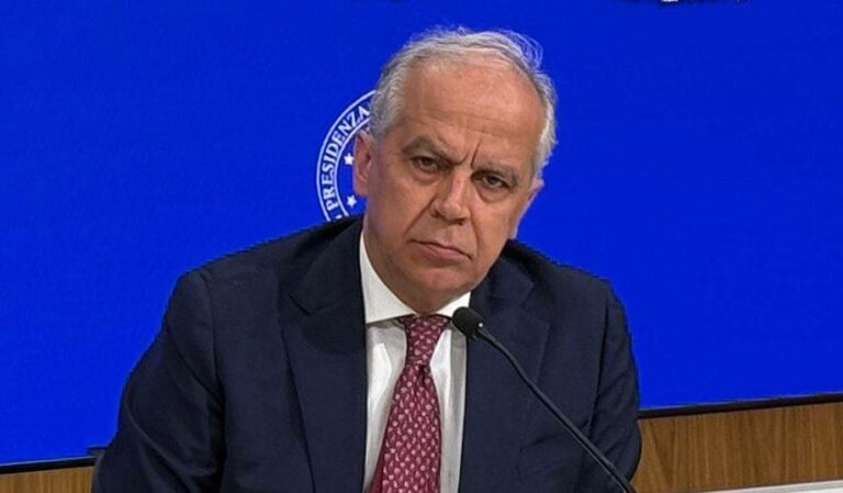Sicurezza, Piantedosi: “Ripristinare la presunzione di liceità delle forze di polizia”