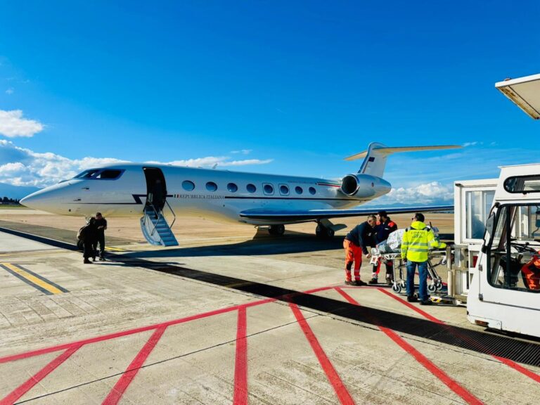 Da Taormina a Roma, Aeronautica trasporta un neonato in pericolo di vita