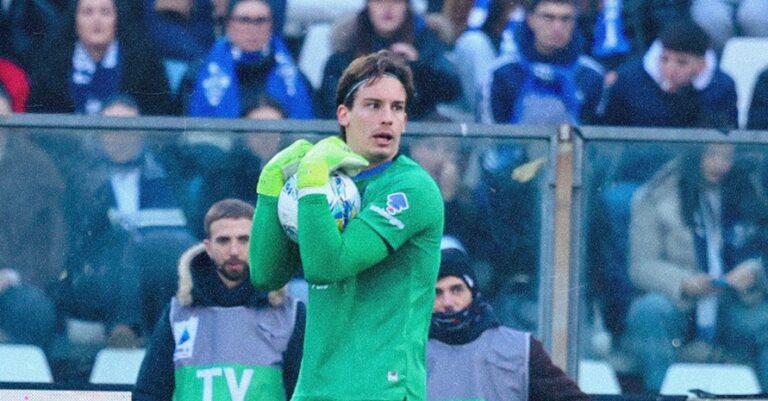 L’Atalanta in 10 ferma il Como sullo 0-0, Paz sbaglia un rigore al 97′