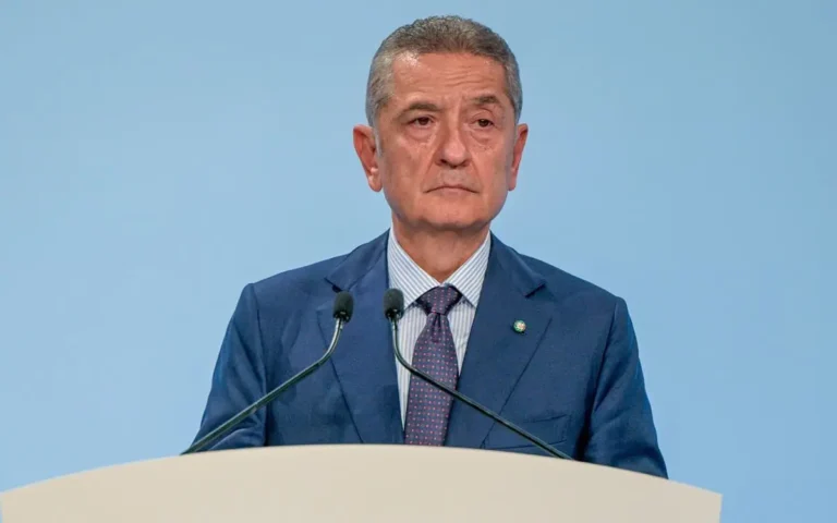 Panetta: “Crescita mondiale superiore alle attese, ma i rischi restano”