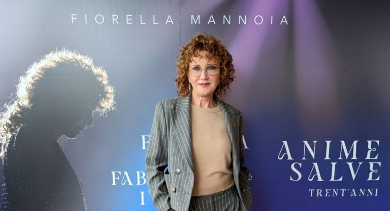 Mannoia in tour con “Fiorella Mannoia canta Fabrizio e Ivano: Anime Salve”