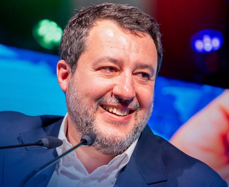 Salvini: “Vannacci come Fini. Ha tradito la nostra fiducia per la poltrona”