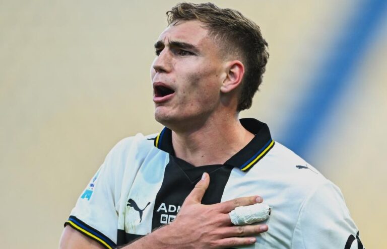 Il Parma batte 2-1 il Verona nello scontro salvezza, la decide Pellegrino