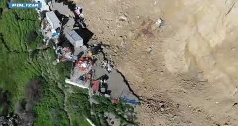 Croce di Niscemi, così un drone l’ha recuperata