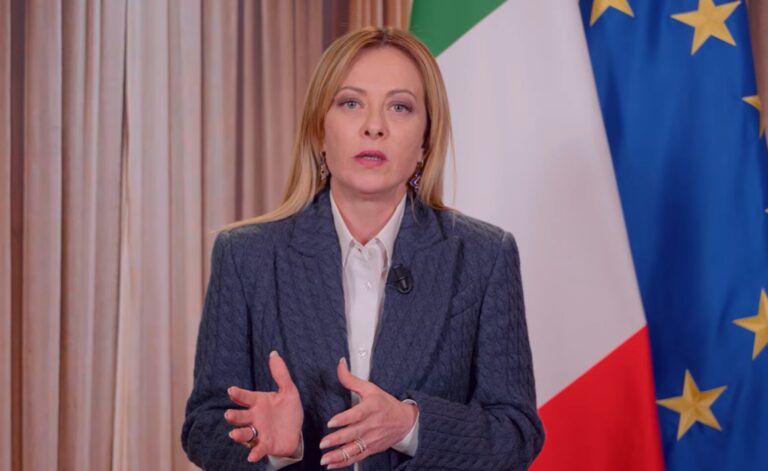La Sea Watch dovrà essere risarcita per 76 mila euro, Meloni: “Decisione che lascia senza parole”