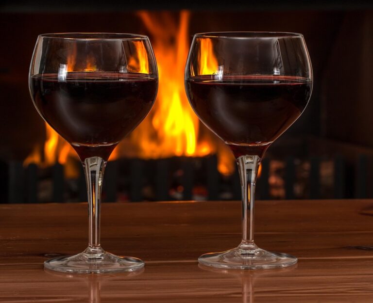 Vini italiani, tengono le DOC e DOCG ma crollano i Rossi. Il Report Valoritalia