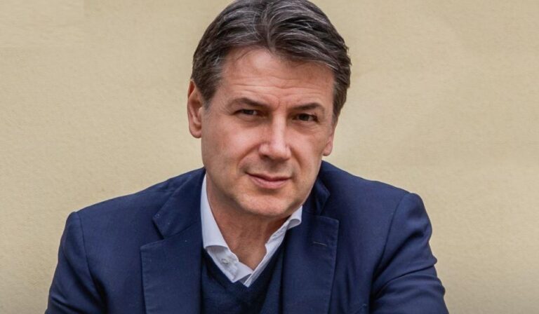 Conte: “Meloni è un disastro, il mio governo ha portato 209 miliardi dall’Europa in Italia”