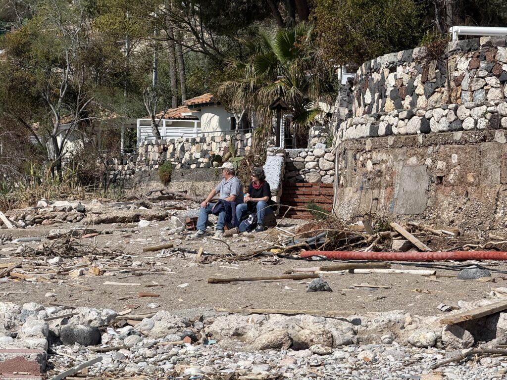 Taormina, "zozzoni" cercasi. Il Comune guardi lo scempio di Isola Bella e si multi per inadeguatezza 1 IMG 2948