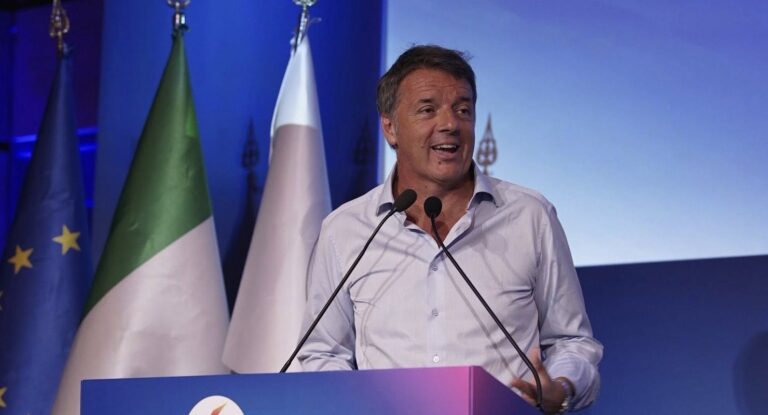 Renzi: “Meloni si è svegliata ma come può essere credibile?”
