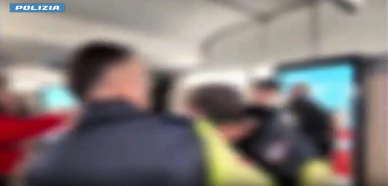 Aggredirono un noto youtuber alla metro di Roma: 4 arresti 