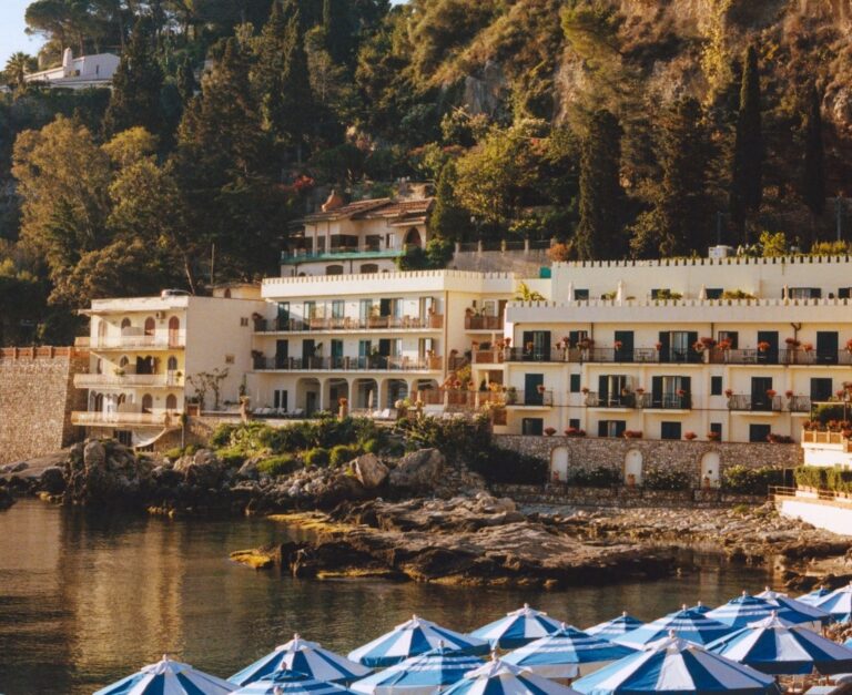Taormina, Villa Sant’Andrea Belmond Hotel riapre per la stagione 2026
