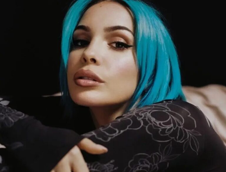 Rose Villain ottiene la certificazione di disco di platino con “Radio Vega”