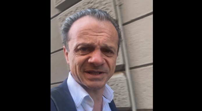 Il sindaco di Taormina: “Oggi a Roma, poi un mese di campagna elettorale con 80 tappe in tutta la Sicilia”