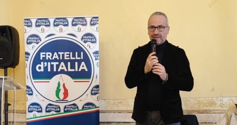 Fratelli d’Italia commissaria il circolo di Giardini Naxos: “Sosteniamo il candidato sindaco Bosco”
