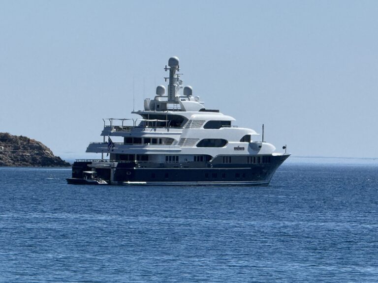 A Taormina il super-yacht del magnate americano John Tyson