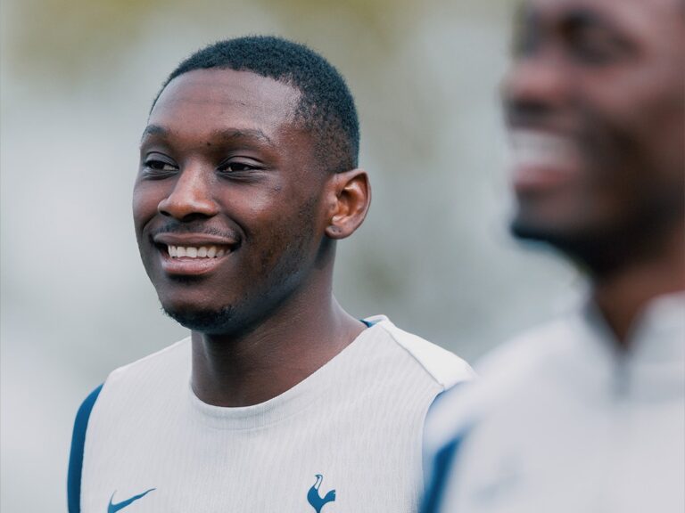 La Juve spinge per Kolo Muani: scambio con David?
