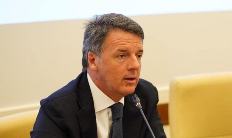 Renzi cita i “Soliti Ignoti” al Senato: “Ministro Giorgetti, l’hanno rimasta sola”