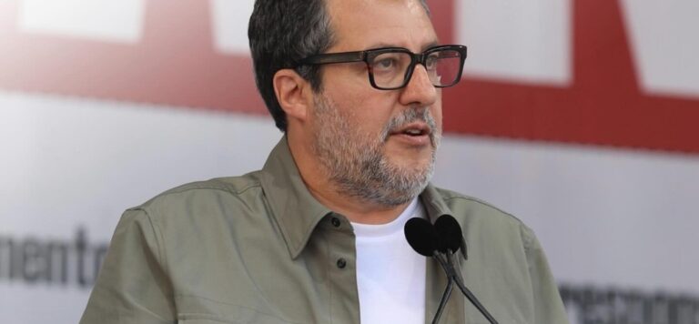 Raduno dei patrioti, Salvini: “No all’esercito europeo voluto da Macron e i suoi simili”