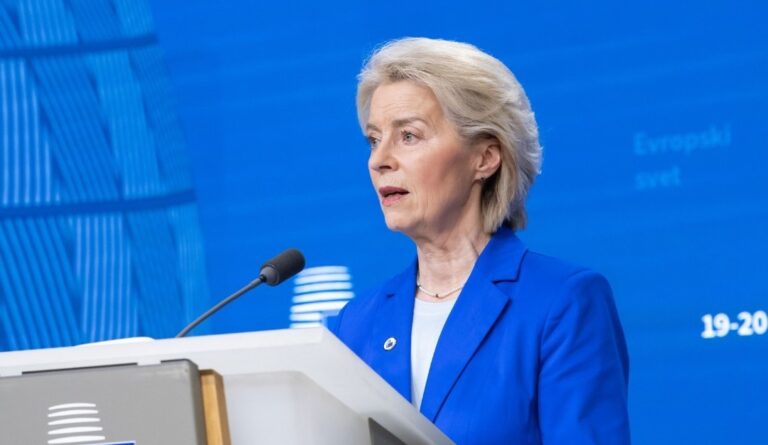 Romania, neutralizzato drone vicino a piattaforma offshore. Von der Leyen: “Campagna di minacce, è guerra ibrida”