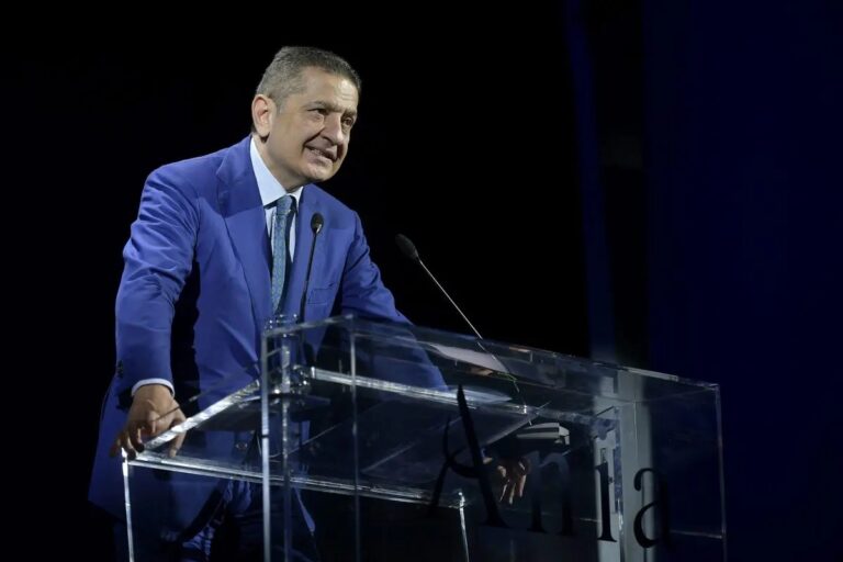 Panetta: “Rischi su crescita e inflazione. La politica monetaria deve fronteggiare lo shock negativo”