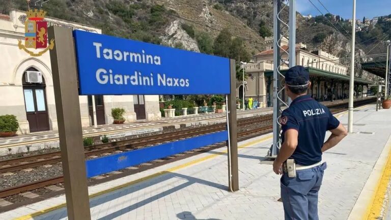 Taormina, Polizia ferma una donna alla Stazione e la denuncia per furto