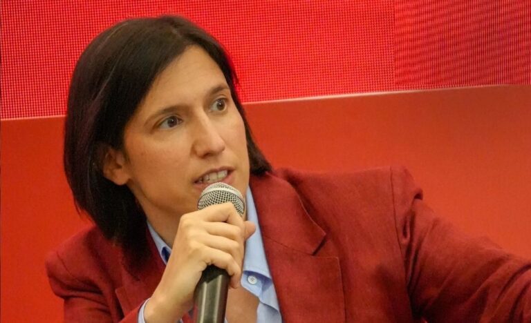 Schlein: “Governo ha fallito, si fermi”