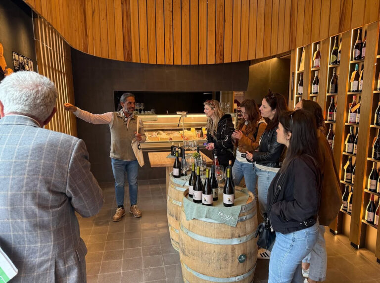 Vino, territorio ed enoturismo: gli studenti dell’Università di Catania in visita a Favazza Etna Winery