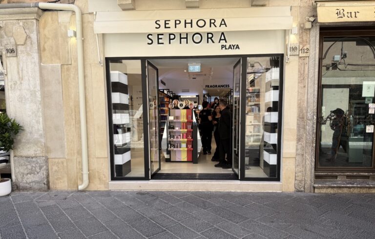 Taormina, ecco Sephora Playa: lusso e bellezza con una selezione esclusiva di must-have e brand cult